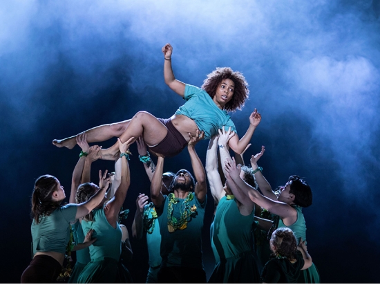 Dans- en theatershow Message In A Bottle - Parkstad Limburg Theaters